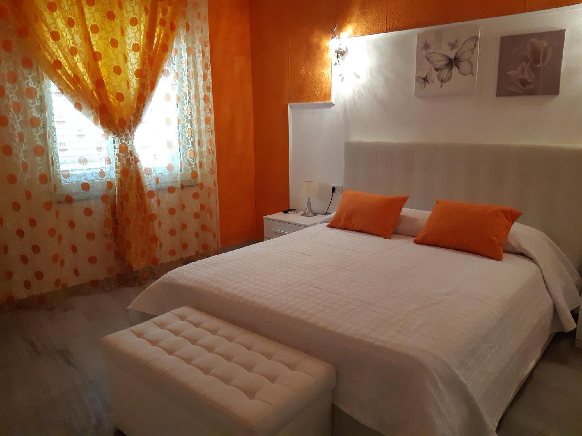 Appartamento Giardino Domus De Maria Εξωτερικό φωτογραφία